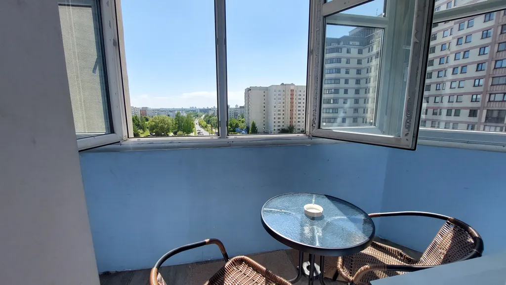 Квартира в 2-х мин от метро – для отдыха и работы