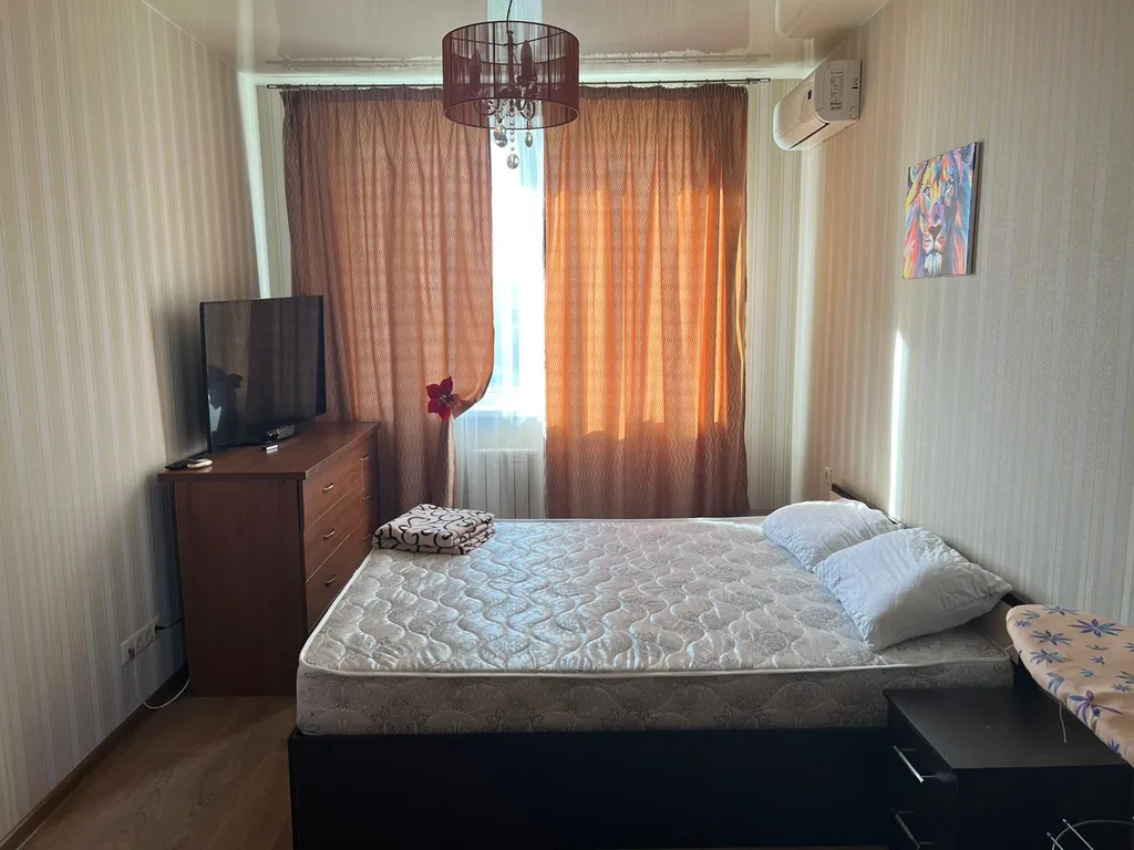 Квартира 4-комнатная Квартира — Геленджик