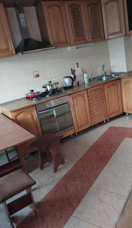 Евротрёшка в районе лётного училища