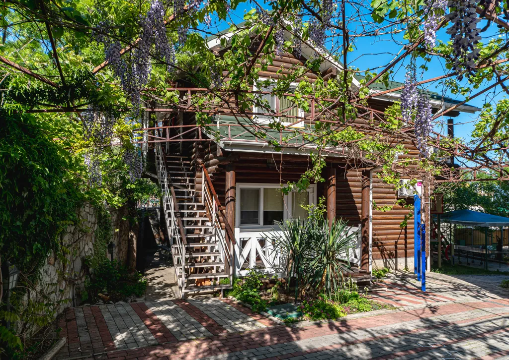 Этаж деревянного сруба