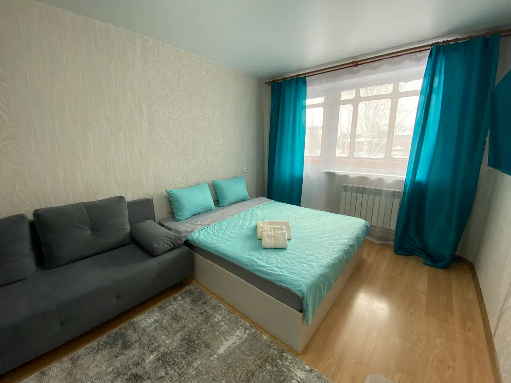 Светлая 1-комнатная квартира — аренда посуточно в Междуреченск