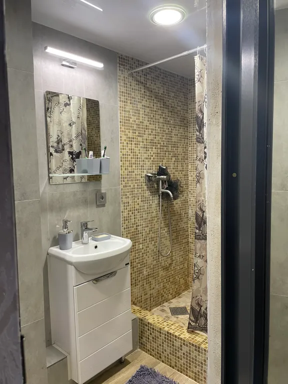 Квартира с видом на горы и недалеко от моря