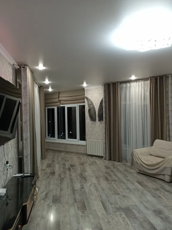 Квартира с видом на горы и набережную в центре города