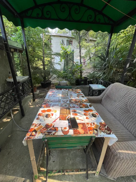 Уютный домик с беседкой в Царской Ливадии