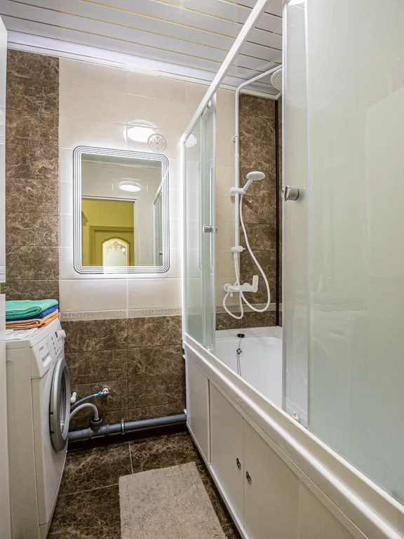 Большая квартира с видом на Крепостную стену и Успенский собор