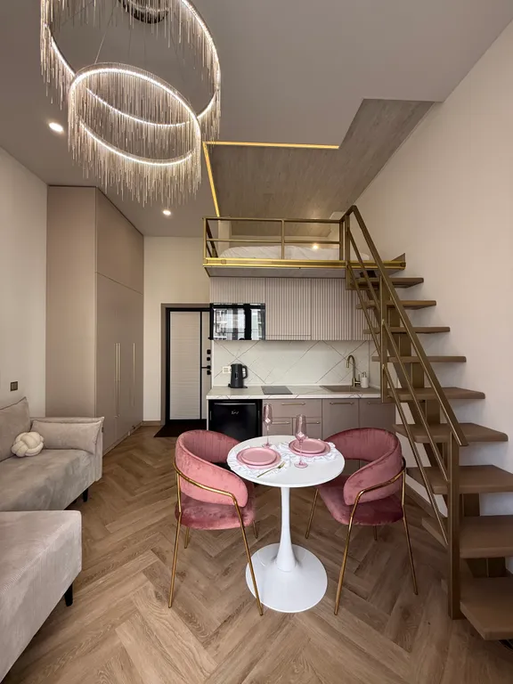 Квартира Квартира Двухуровневая студия KrasLoft в ЖК Преображенский — Красноярск