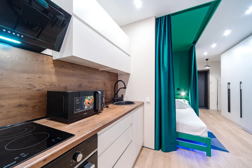 Чистая уютная студия в центре, заселение до 23-00