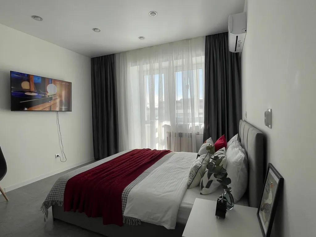 Стильная студия с видом на Китай