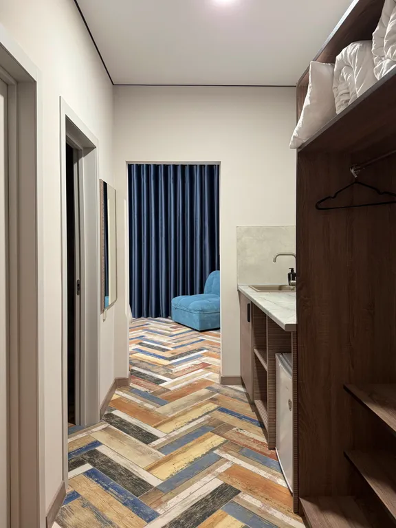 Студия с кухней для 3х гостей