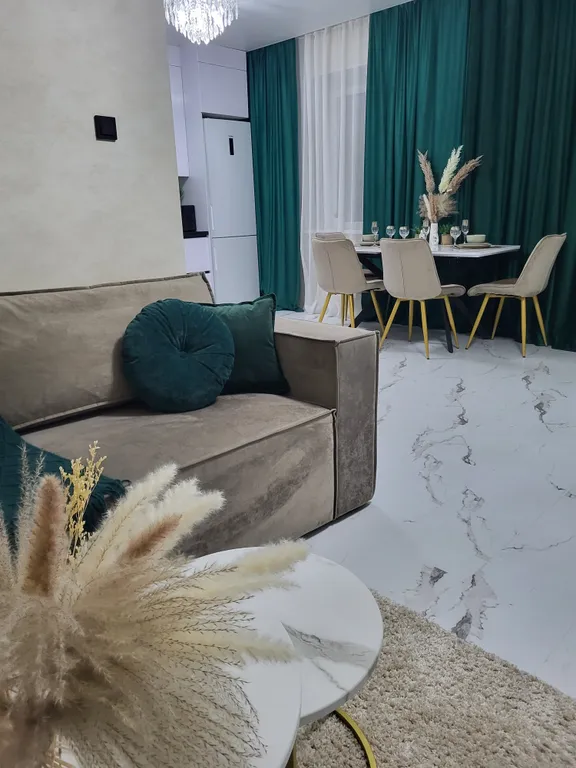 2-х комнатная, шикарная квартира — аренда посуточно в Абакан