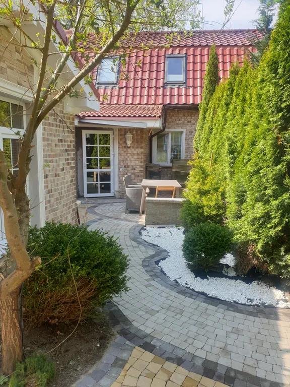 Коттедж Таунхаус на берегу озера — аренда посуточно в Калининград