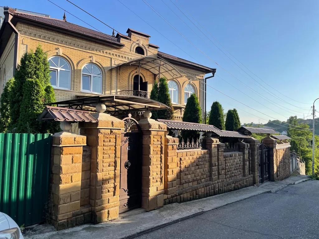 Коттедж Дом для большой компании — аренда посуточно в Кисловодск