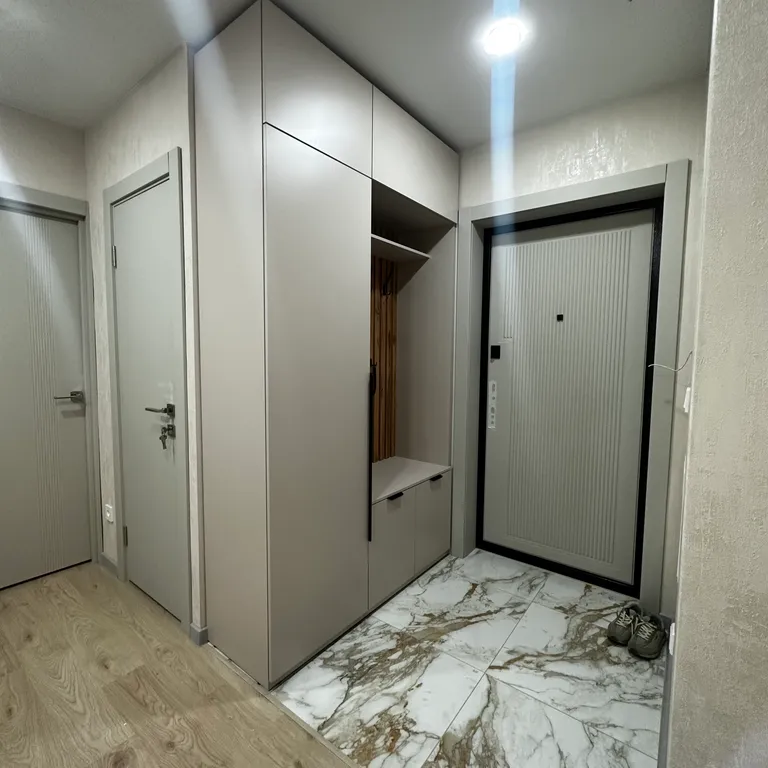 Трёхкомнатая квартира в центре города в пешей доступности к Заливу