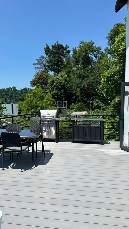 Дом с видом на море