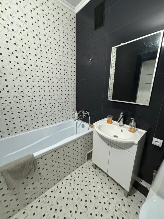 Двухкомнатная квартира у Нахимовского училища