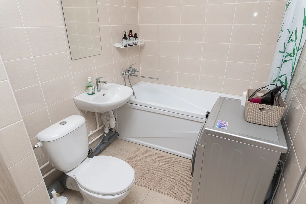 Квартира Квартира Уютная студия в новом доме с видом на лес — Новосибирск