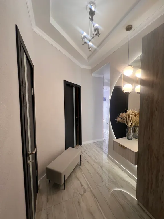 Квартира Квартира с 2 спальнями и балконом — Раздольное