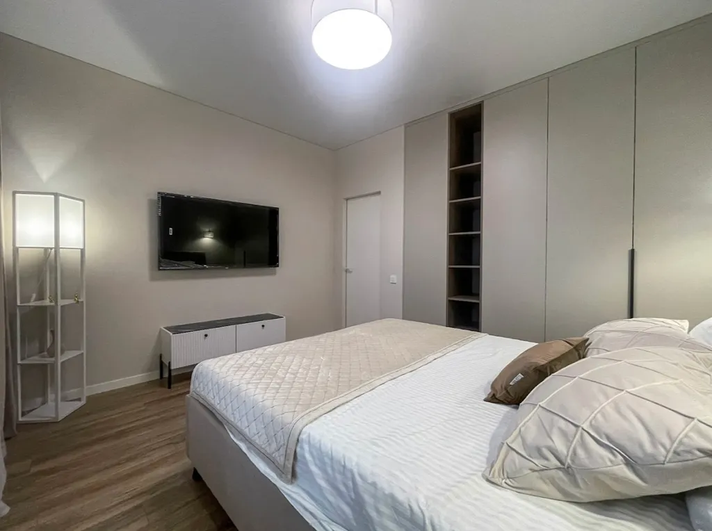 Vip в центре, новый дом, парковка, шлагбаум, окна двор, престижный р-н