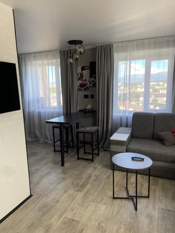 Уютная квартира на красной линии города с видом на вулканы