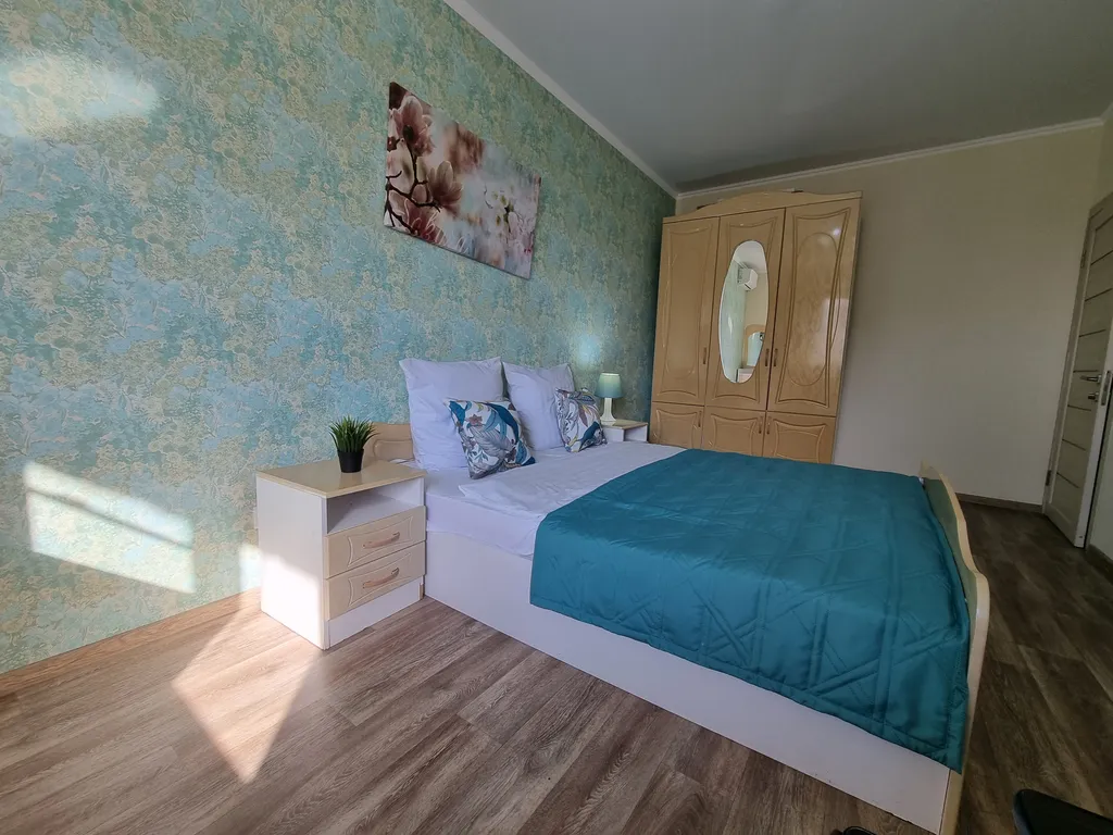 Просторная квартира в ЖК Прогресс — аренда посуточно в Астрахань