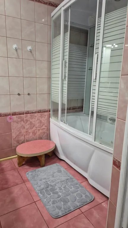 Уютная двухкомнатная квартира с камином на Завелечье