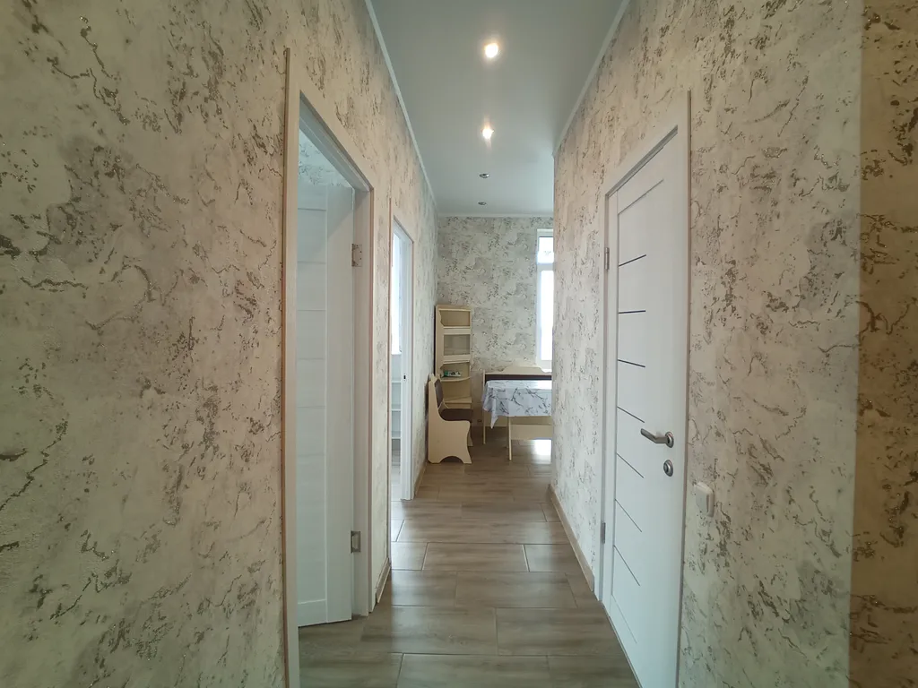 Свежая двушка в шаге от метро