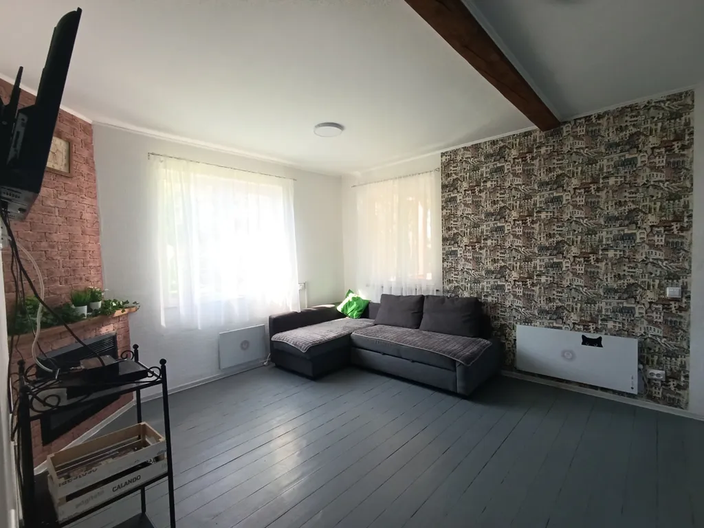 Коттедж с баней и горячей купелью