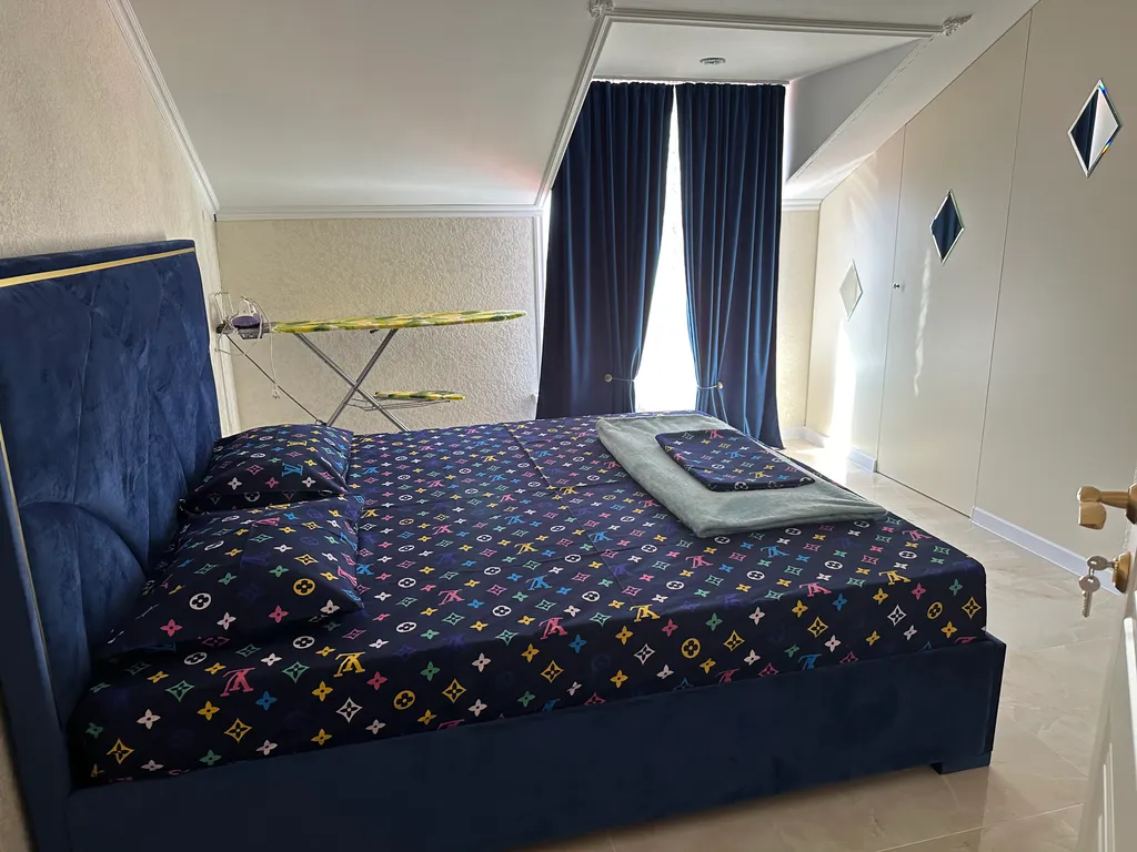 Шикарный двухкомнатный люкс с терассой