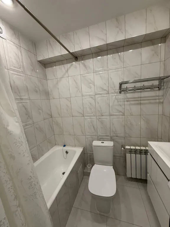 Просторная квартира рядом с видом на море, зона отдыха и бассейн