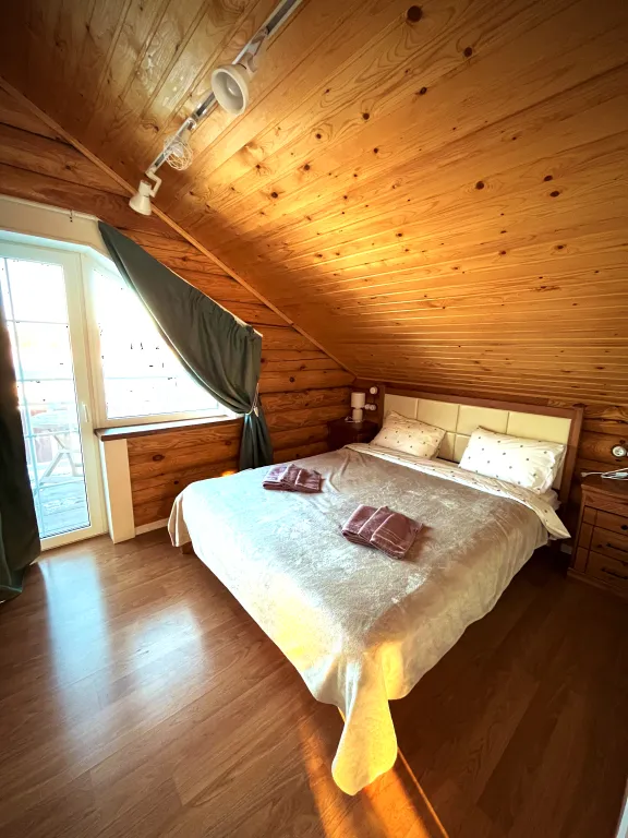 6-комнатный Дом