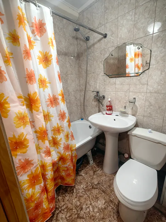 Уютная квартира На Жуковского