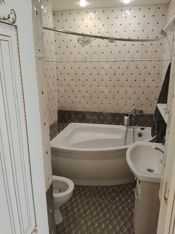 Дом с бассейном и сауной