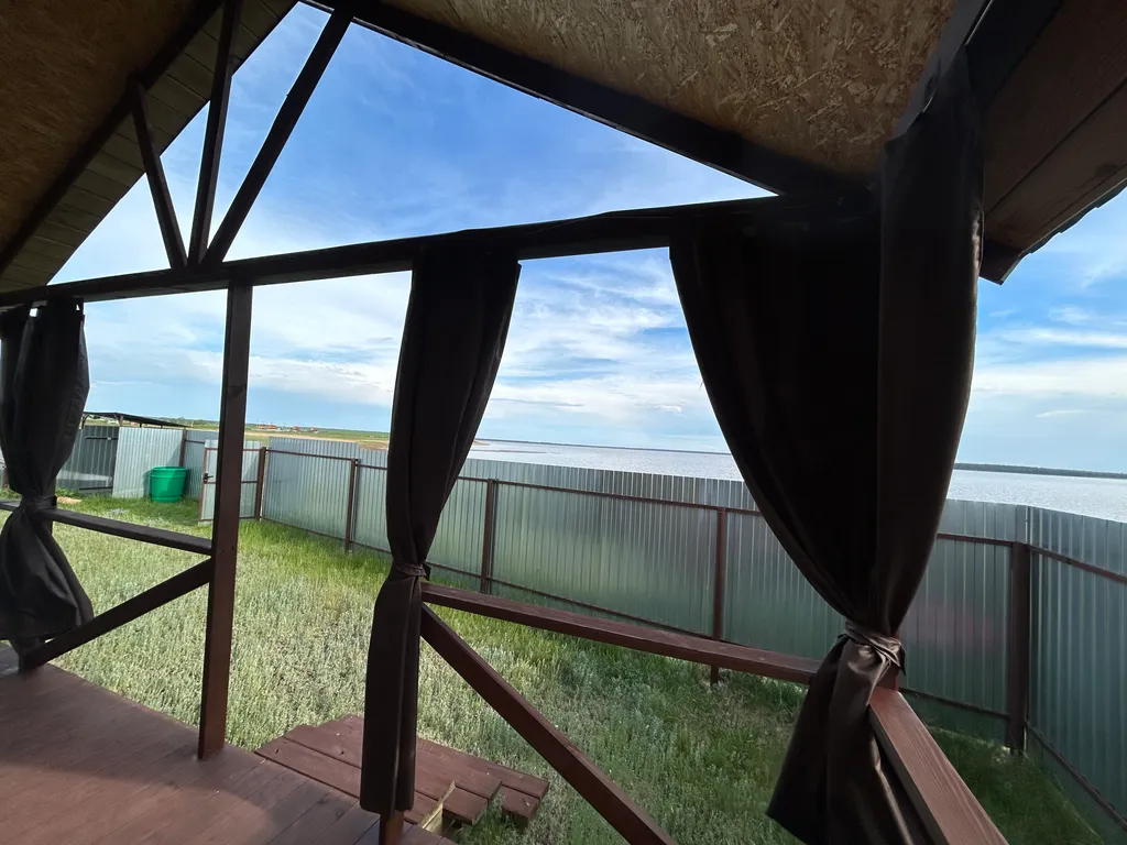 Жилье на озере Медвежьем