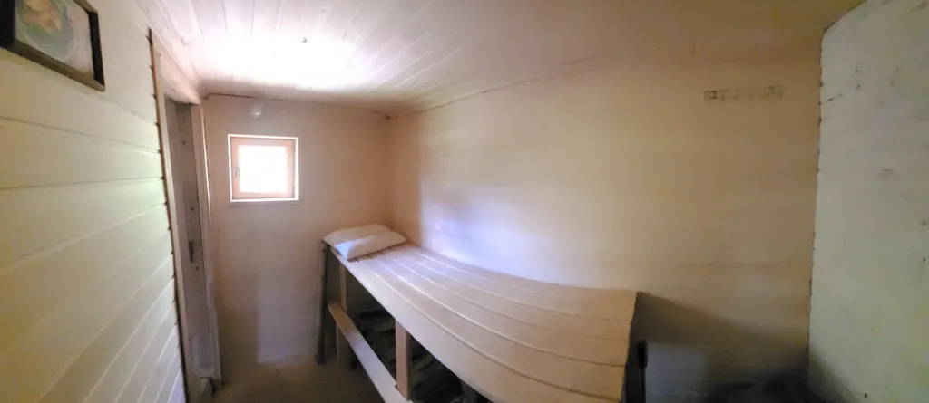 Уютный домик с сауной у реки