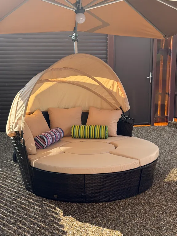 Домик у реки