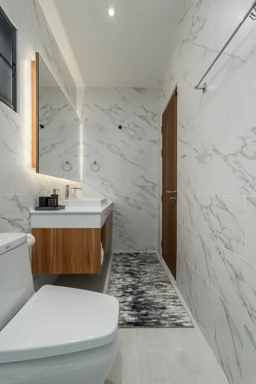 Новая вилла с бассейном, террасой и барбекю зоной, рядом с Боат авеню