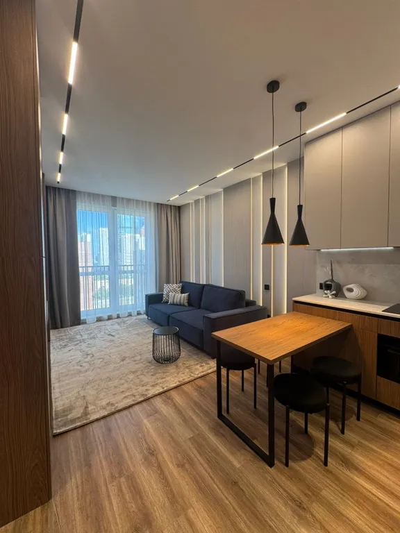 Респектабельный люкс с дизайнерским ремонтом и видом на Москва-сити