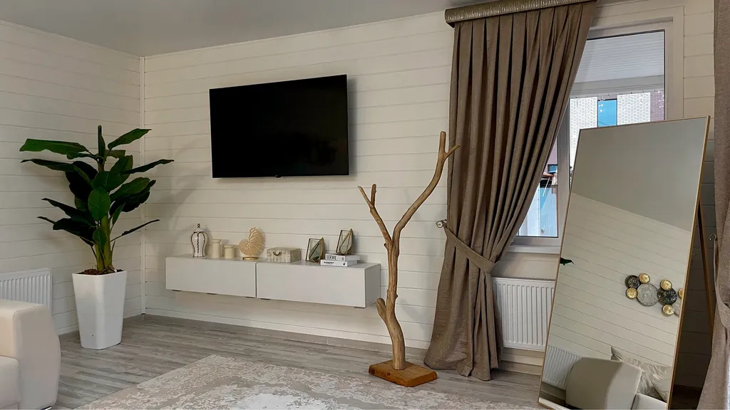 Загородный коттедж White house с бассейном и сауной