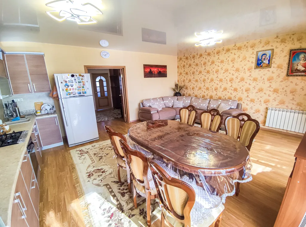 Уютная квартира около монастыря