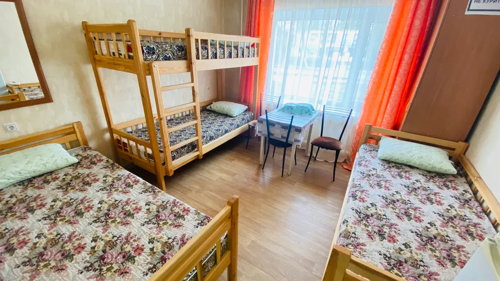 4 местный номер в мини гостинице