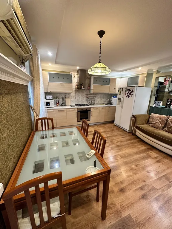 Квартира на центральной площади ленина