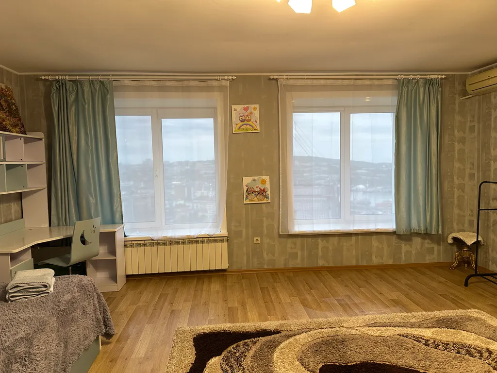 Таунхаус с роскошным видом на бухту Золотой Рог