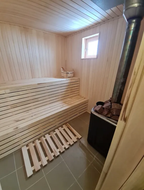 Дом на берегу водохранилища