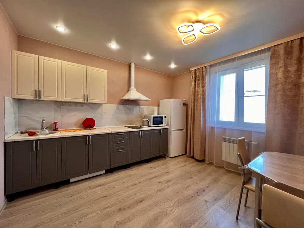 1-комн квартира на площади Советов, без оплаты за финальную уборку