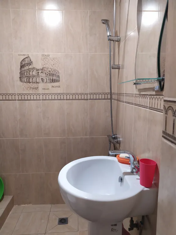 Коттедж Уютный домик утопающий в зелени — Геленджик