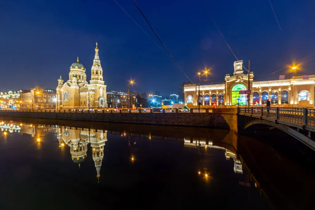 Видовая квартира в центре на берегу канала