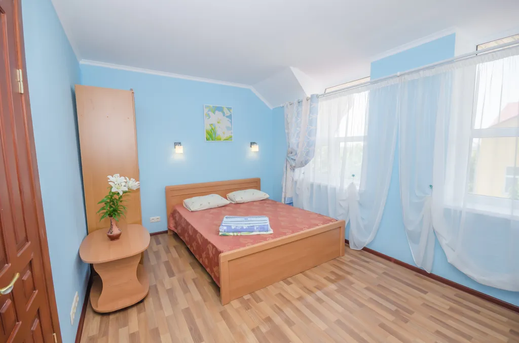 Двухместный Стандарт с двуспальной кроватью и дополнительным местом