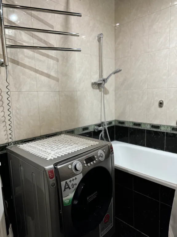 Квартира 2 х комнатная квартира в центре Сухума у моря — Сухум