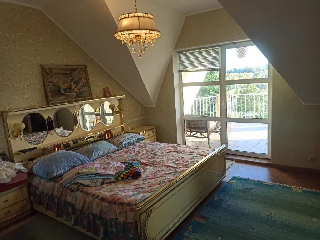 Коттедж Коттедж со своими водоемами и рыбалкой — Шаховская