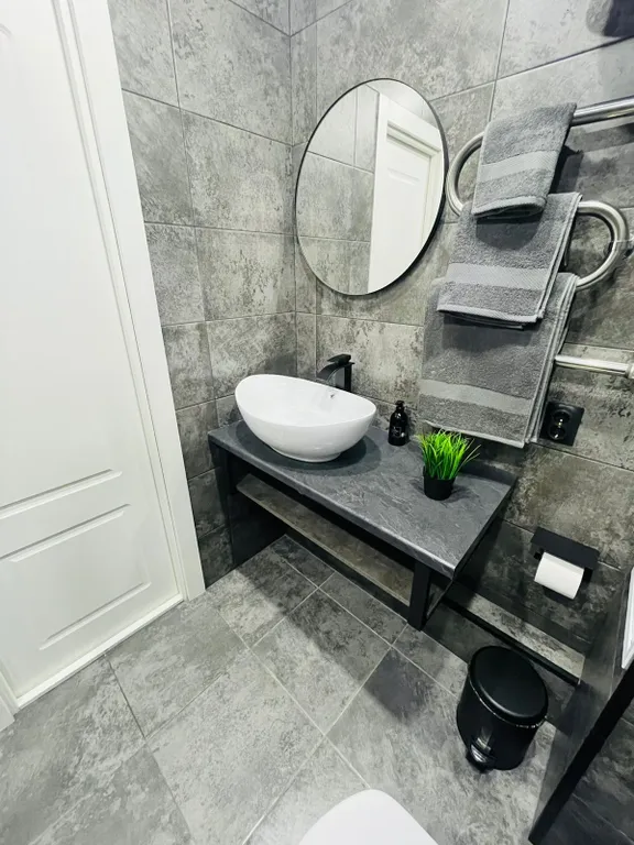 Уютная, новая студия в современном стиле